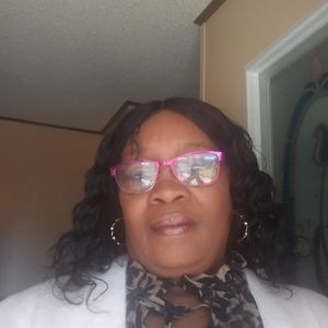 Meet your Posher, Deborah